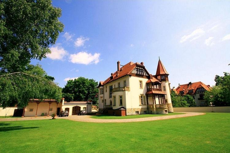 Palacyk Budget Legnica Exteriör bild