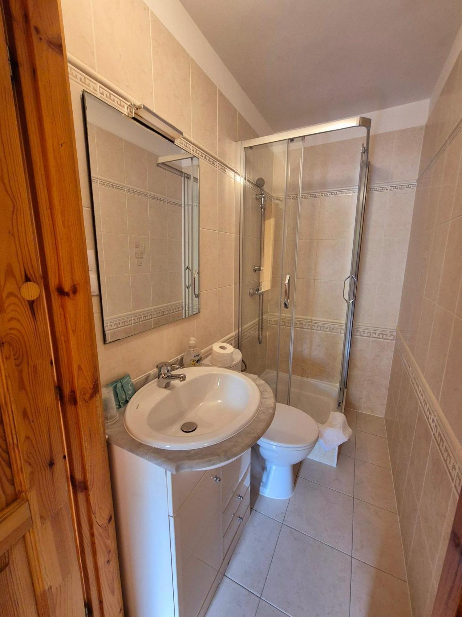 Palacyk Budget Legnica Exteriör bild